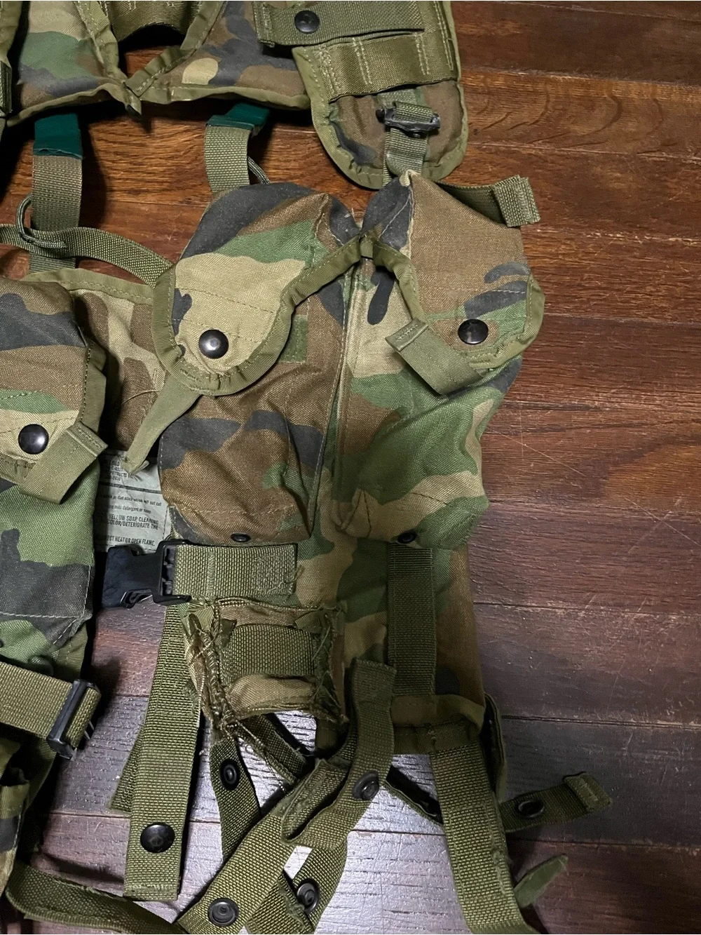 Woodland Camo Tactical Belt Vest with Multiple Pouches - Green